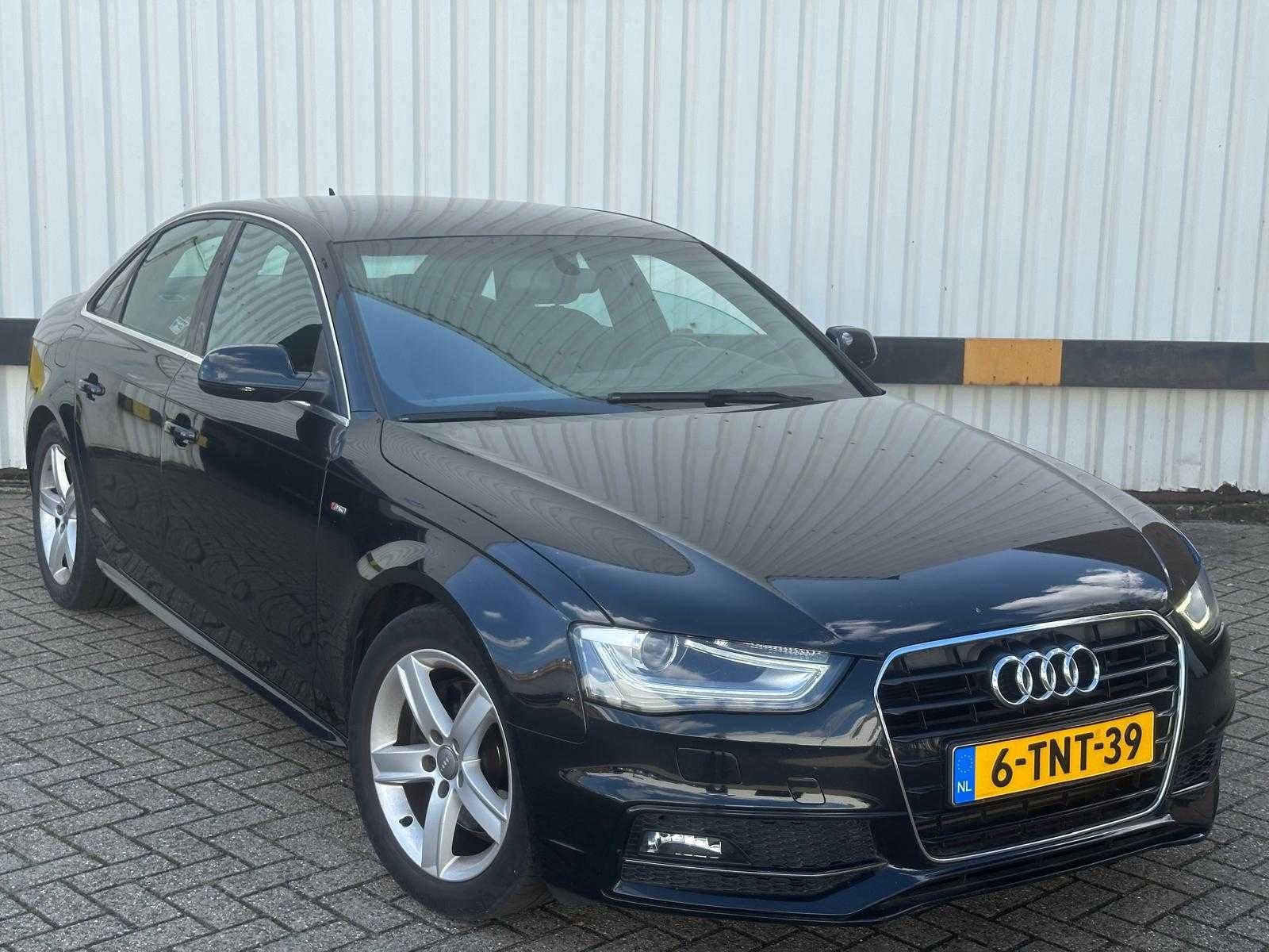 Audi A4 Limousine 1.8 TFSIe Limited S * 6-TNT-39, Auto's, Voorwielaandrijving, Gebruikt, Euro 6, 4 cilinders