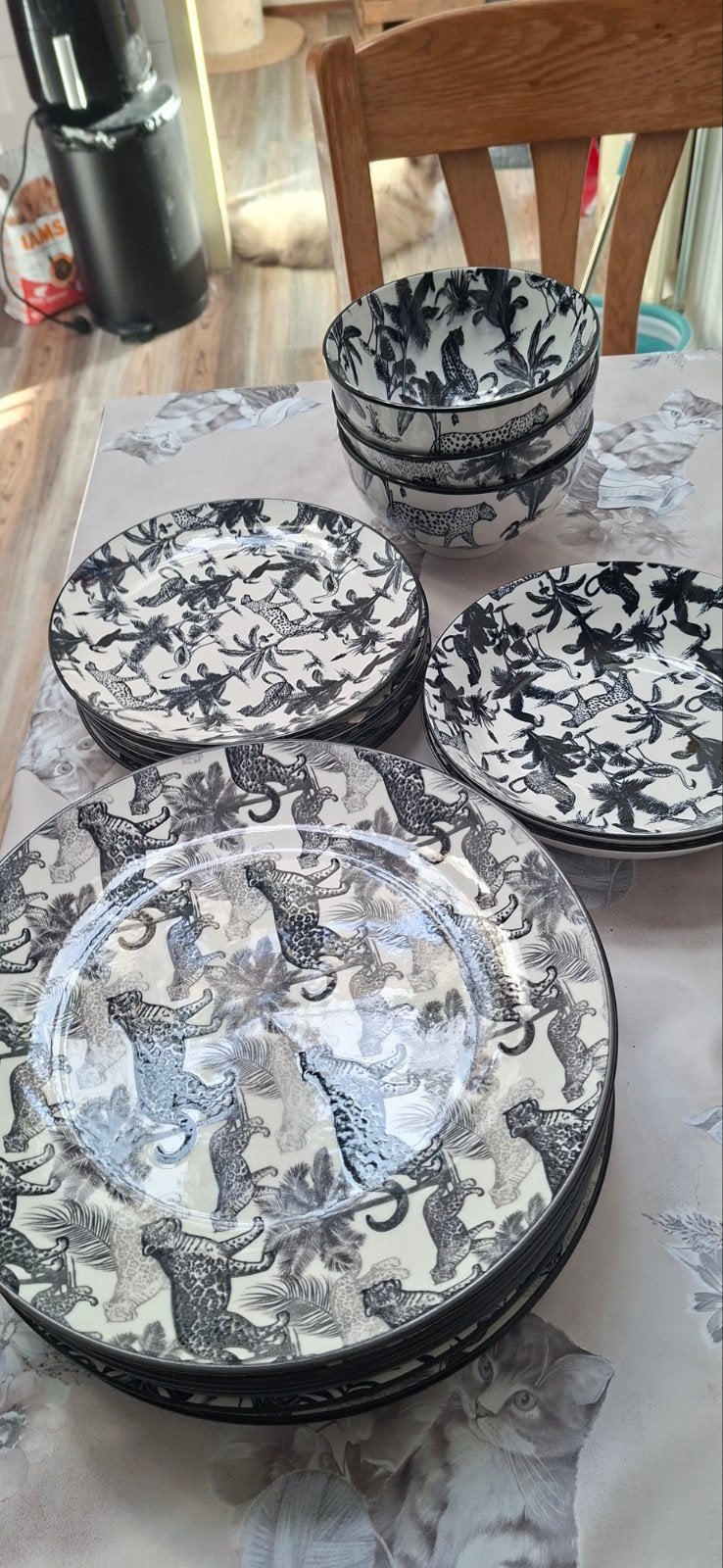 Servies set: Borden, Pastaborden, Ontbijtborden en Schalen, Ophalen, Gebruikt, Keramiek, Modern