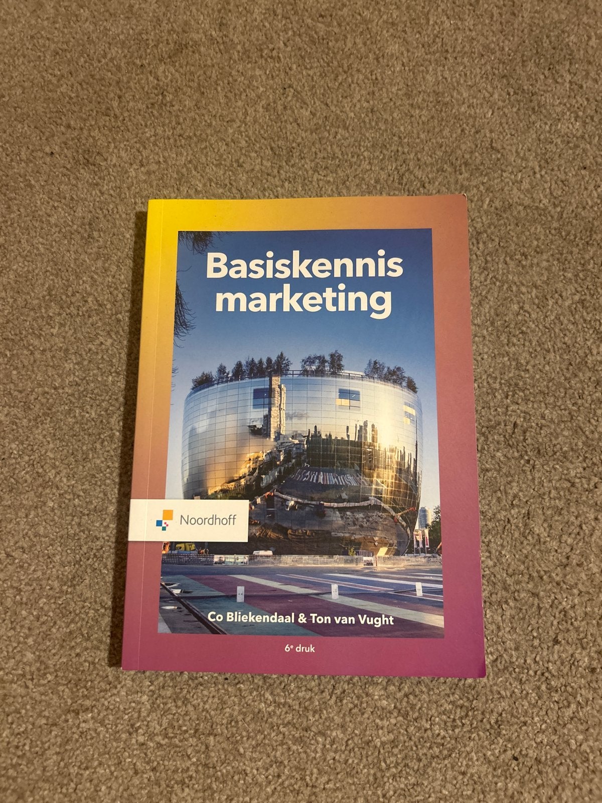 Basiskennis Marketing - Co Bliekendaal & Ton van Vught, Boeken, Ophalen of Verzenden, Gamma, Zo goed als nieuw, HBO