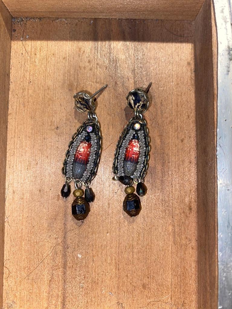Ayala Bar oorbellen, Sieraden, Tassen en Uiterlijk, Oorbellen, Ophalen of Verzenden, Zo goed als nieuw, Overige materialen, Knopjes of Stekers