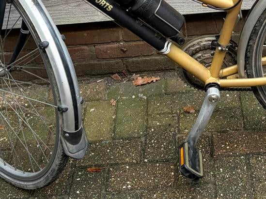 Fiets met versnelling - Goede staat, Fietsen en Brommers, Gebruikt, 7671cm vriezenveen, Versnellingen, 57 tot 61 cm