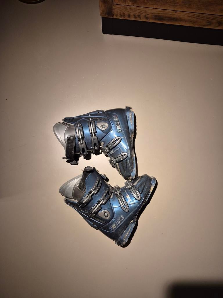 Kinder- skieschoenen maat 37, Gebruikt, Schoenen, Skiën, Ophalen