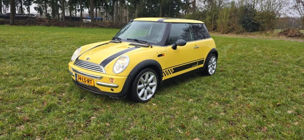 Mini 1.6 16V ONE 2003, Auto's, Voorwielaandrijving, 15 km/l, Zwart, 4 stoelen