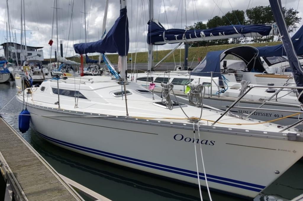 Jeanneau Sun Odyssee 30, Watersport en Boten, Ophalen, Gebruikt, Polyester, Diesel