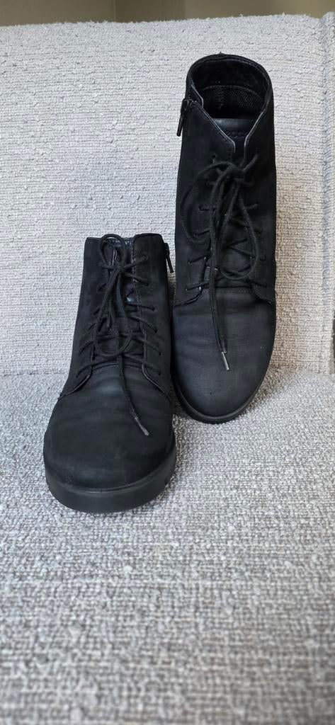 Heel weinig gedragen Ecco boots. Zwart nubuck., Kleding | Dames, Schoenen, Ophalen of Verzenden, Zo goed als nieuw, Zwart