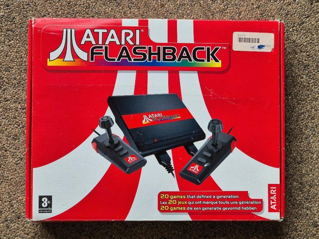 ATARI flashback, Spelcomputers en Games, Spelcomputers | Atari, Met games, Met 2 controllers, Ophalen of Verzenden, Zo goed als nieuw