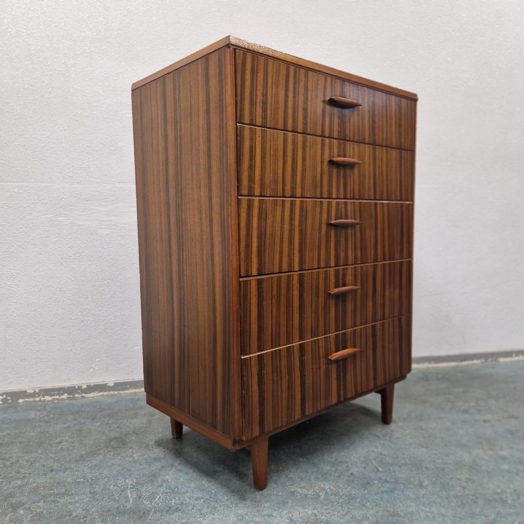 Vintage deense ladekast schoenenkast wandkast hobbykast kast, Huis en Inrichting, Kasten | Ladekasten, Kolibrivintagehal@gmail.com