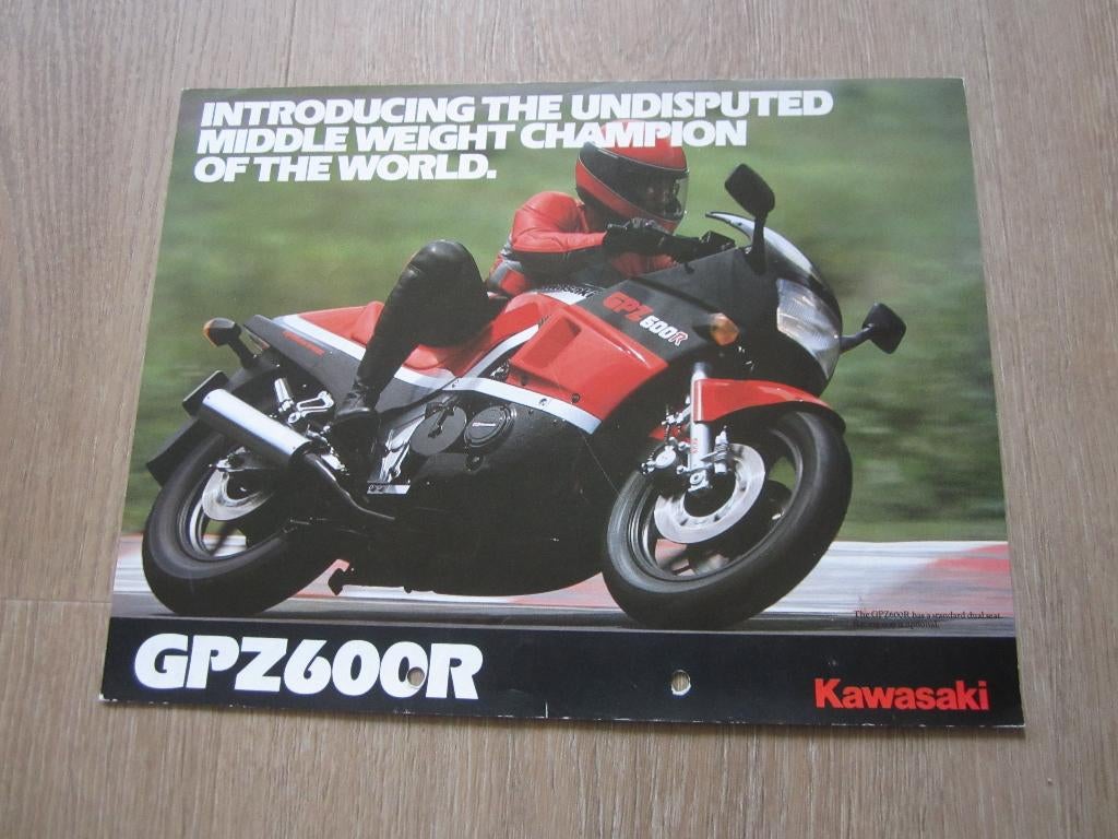 Kawasaki GPZ 600 R brochure folder 1985 ?, Motoren, Handleidingen en Instructieboekjes, Ophalen of Verzenden, Kawasaki
