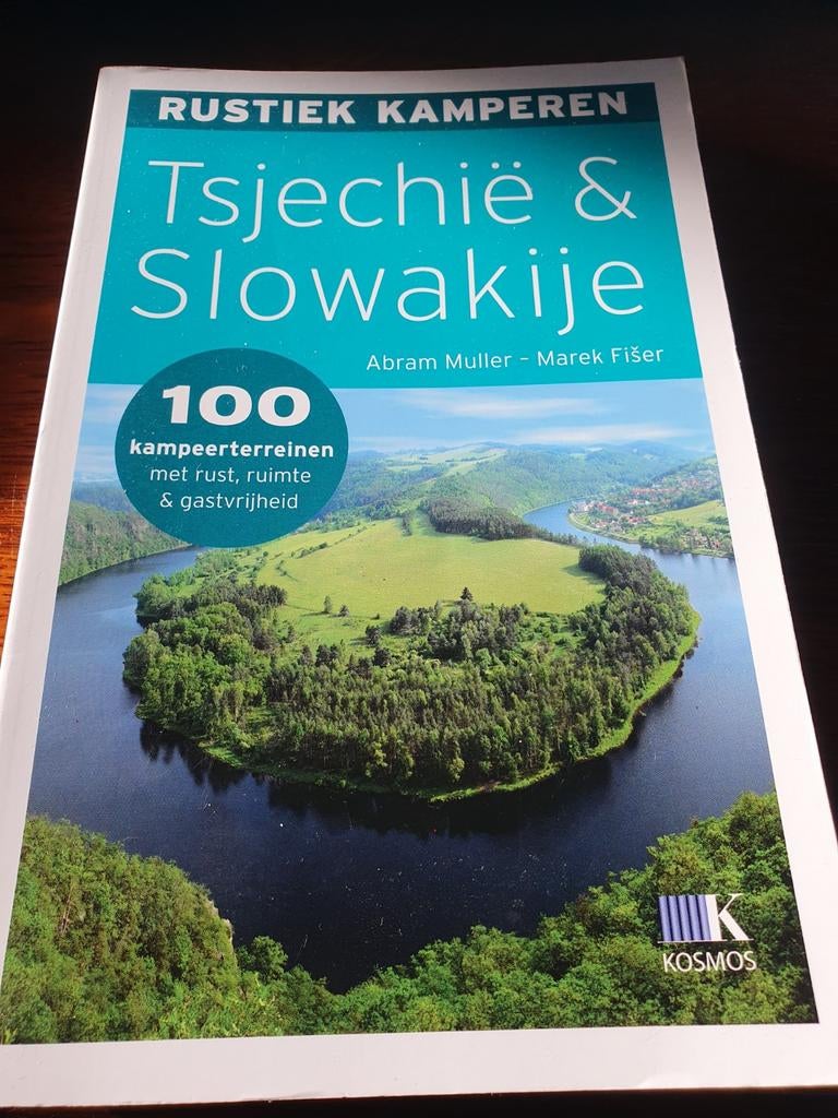 Rustiek kamperen campinggids Tsjechië & Slowakije, Budget, Europa, Ophalen of Verzenden, Reisgids of -boek
