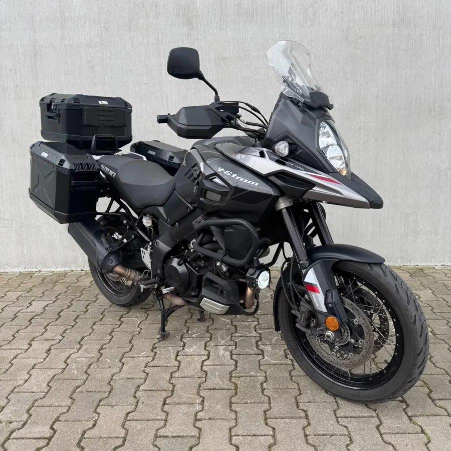 Suzuki 1000 V-Strom | 26-MJ-NR | 2018 | Marge, Motoren, Motoren | Suzuki, Cruise Control, 2 cilinders, Vespucci Nederland, Motorrijbewijs A