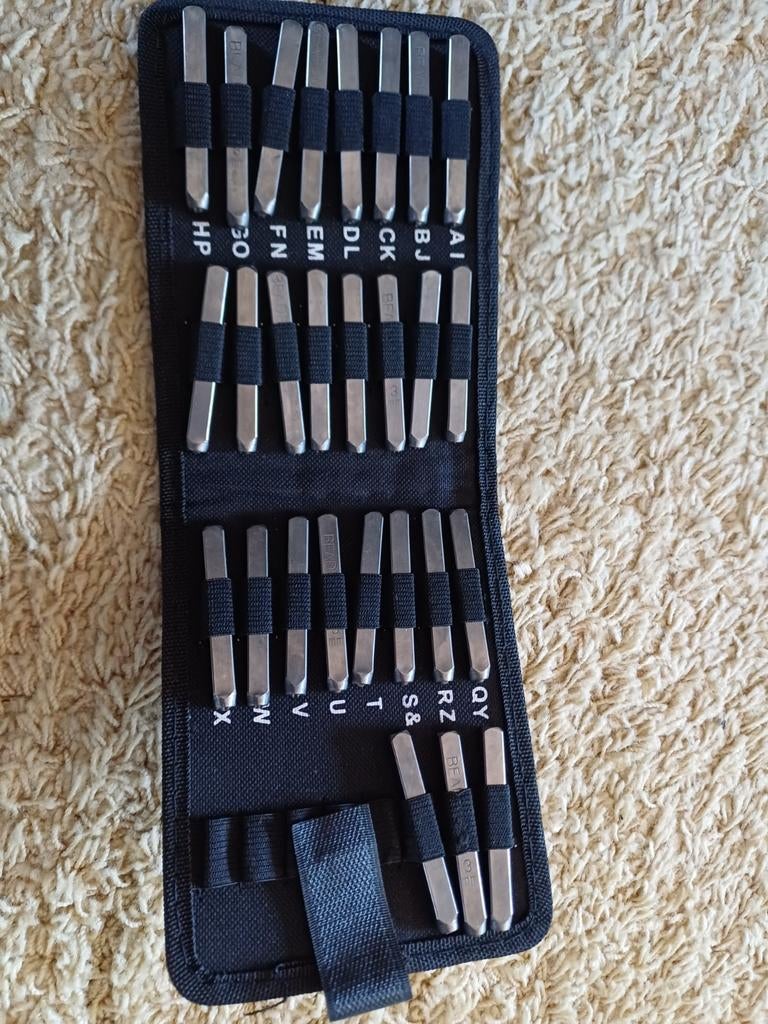 Slagletters 3mm, Ophalen of Verzenden, Zo goed als nieuw