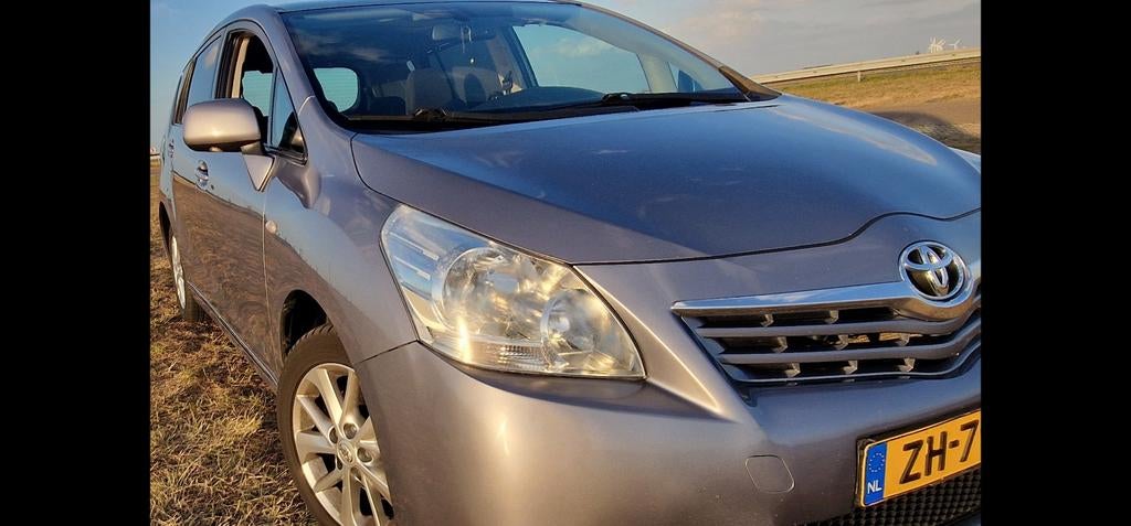 Toyota verso 7p 2009 126pk, Auto's, Voorwielaandrijving, 750 kg, 4 cilinders, Blauw