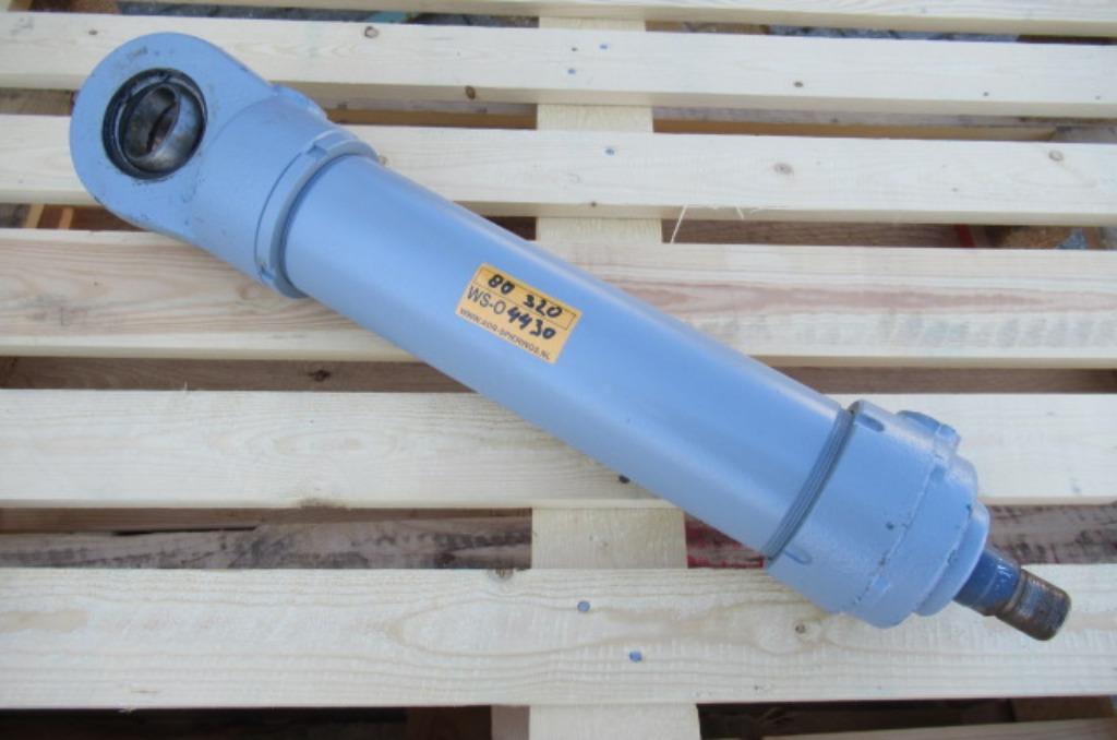 Hydrauliek cilinder Boring 80 slag 320 dubbelwerkend, Ophalen of Verzenden, Zo goed als nieuw