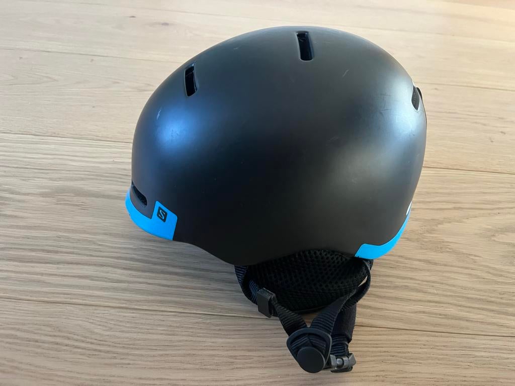 Salomon Zwarte Skihelm Kid M (53-56cm), Gebruikt, Kleding, Skiën, Minder dan 100 cm