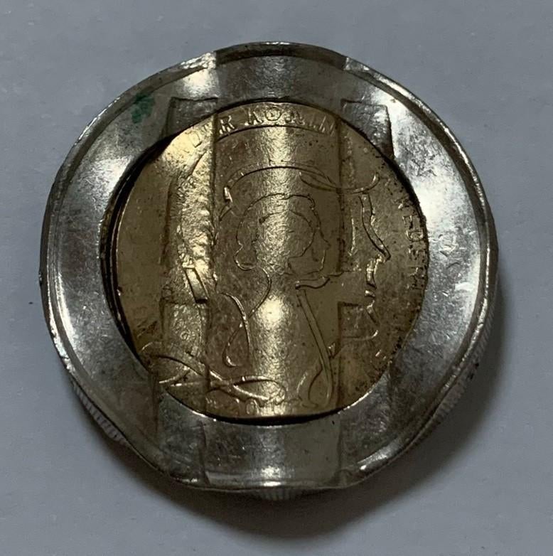 2 Euro Nederland 2013 misslag wokkel vernietigd (Koninkrijk), Ophalen of Verzenden, Overige landen, 2 euro, Losse munt