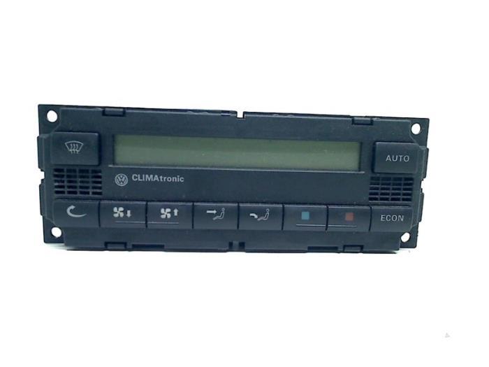 Airco bedieningspaneel van een Volkswagen Golf, Gebruikt, -, Volkswagen, -