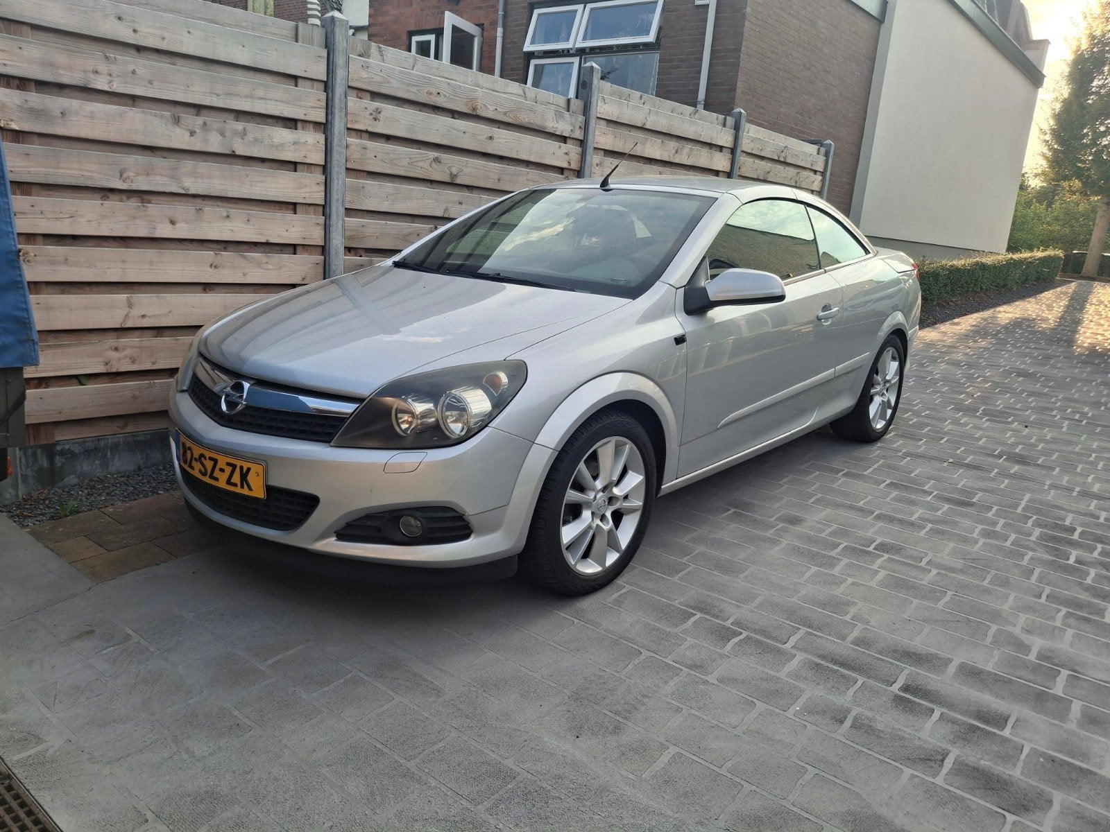 Opel Astra 1.6 16V Twintop 2006 Grijs, Voorwielaandrijving, 745 kg, Stof, 4 cilinders