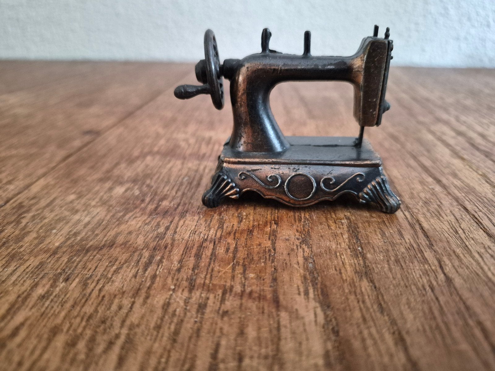 metalen puntenslijper naaimachine, Ophalen of Verzenden