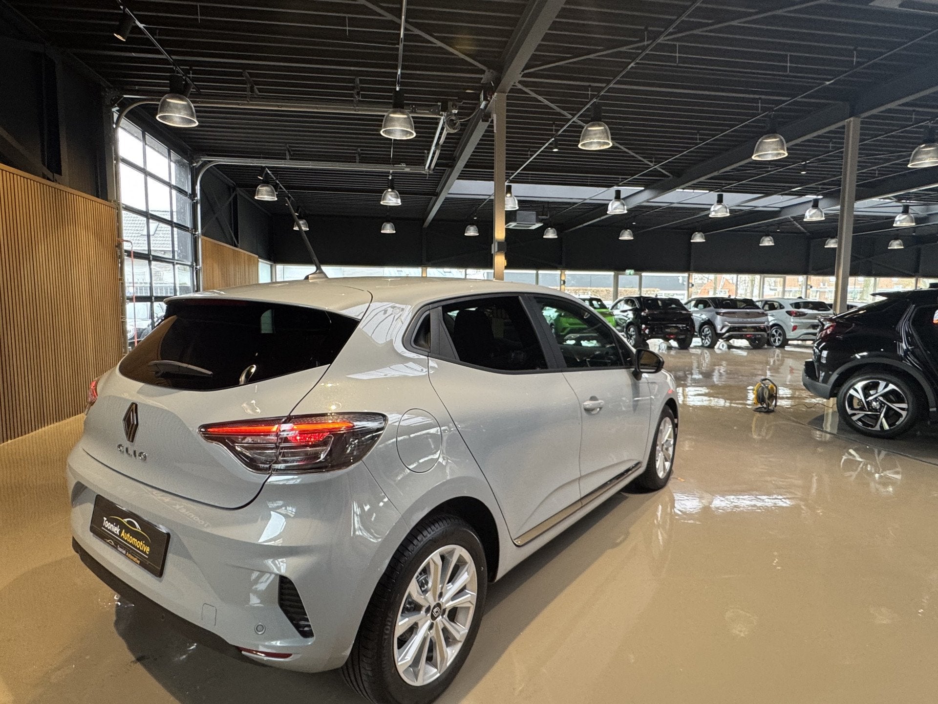 Renault Clio 1.6 TCe 90 GPF techno Automaat, Airco, Navigati, Stof, Gebruikt, Origineel Nederlands, Bedrijf