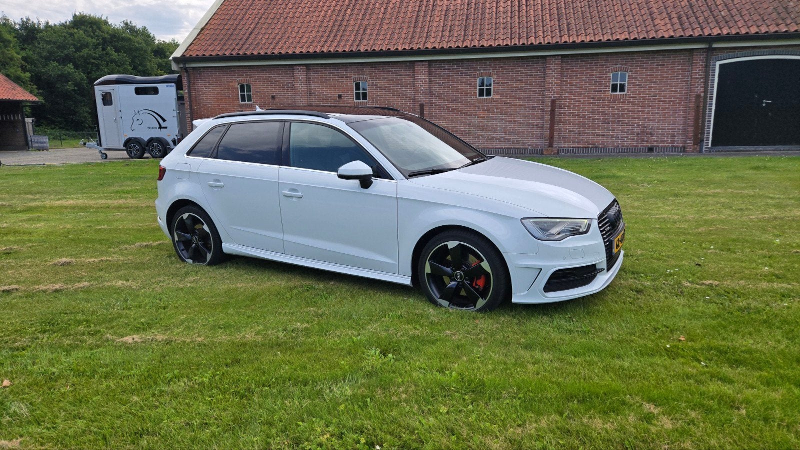 Audi A3 1.4 Tfsi 204pk E-tron Phev S Tronic 2015 veel opties, Auto's, Zwart, 4 cilinders, Wit, 1395 cc