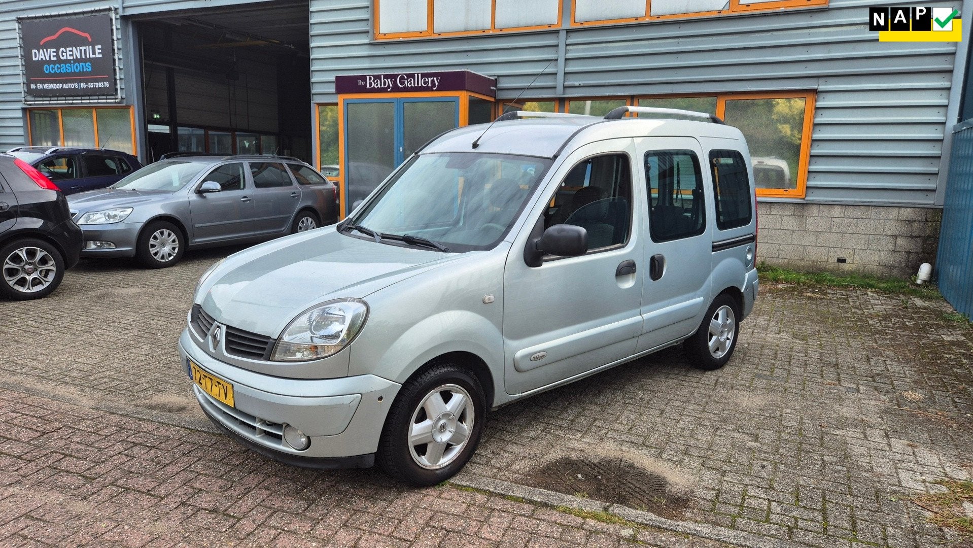 Renault Kangoo 1.6-16V Privilège 2X Schuifdeur Inruil Mogel, Stof, Gebruikt, 49 €/maand, Origineel Nederlands