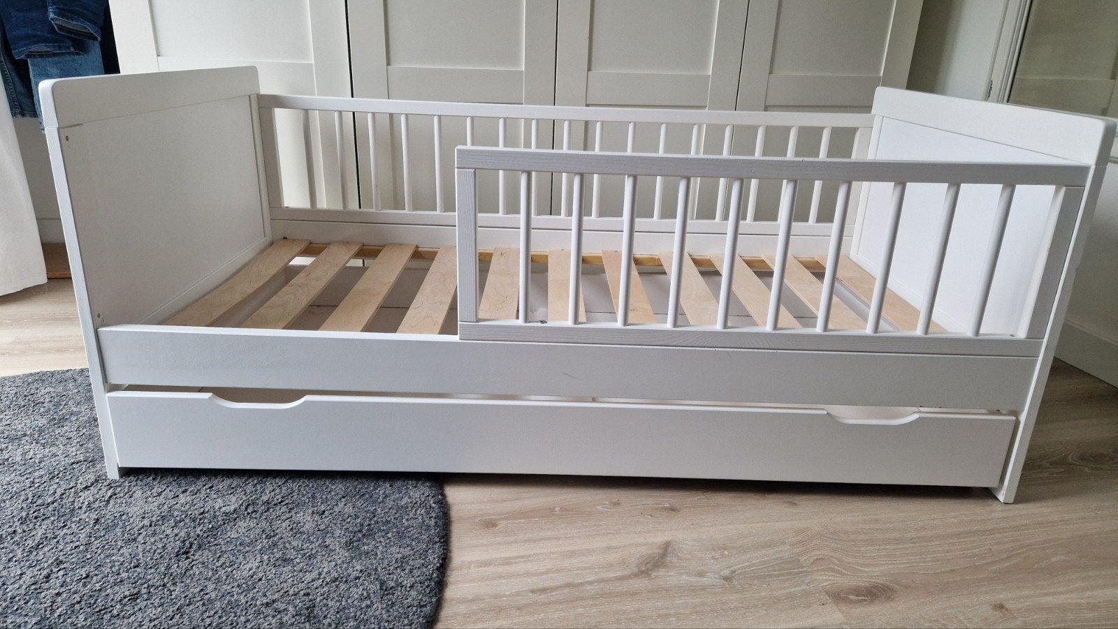 Peuterbed 140x70 met lattenbodem en lade, Ophalen, Gebruikt, 70 tot 85 cm, 140 tot 160 cm