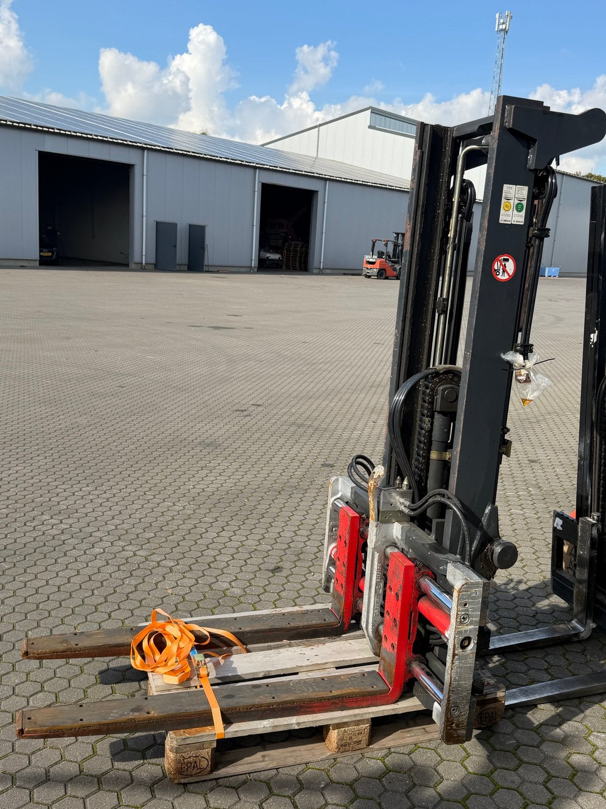 Durwen Vorkversteller met heftruckmast 2500KG, Ophalen of Verzenden