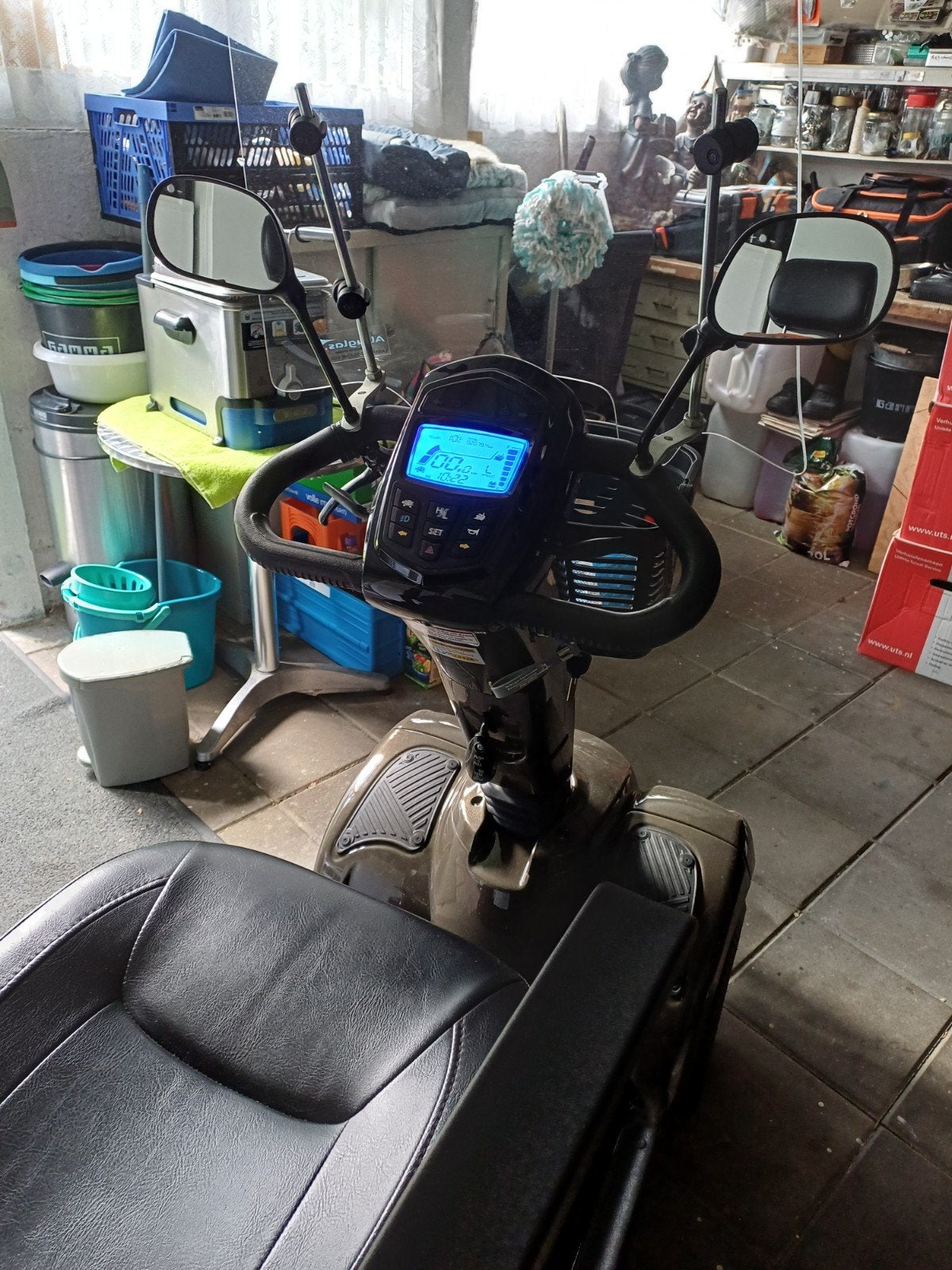 Beige mocca kleur Mango Scootmobiel  Nieuwprijs€4.200, Ophalen of Verzenden, Zo goed als nieuw, Mango, 16 km/u of meer