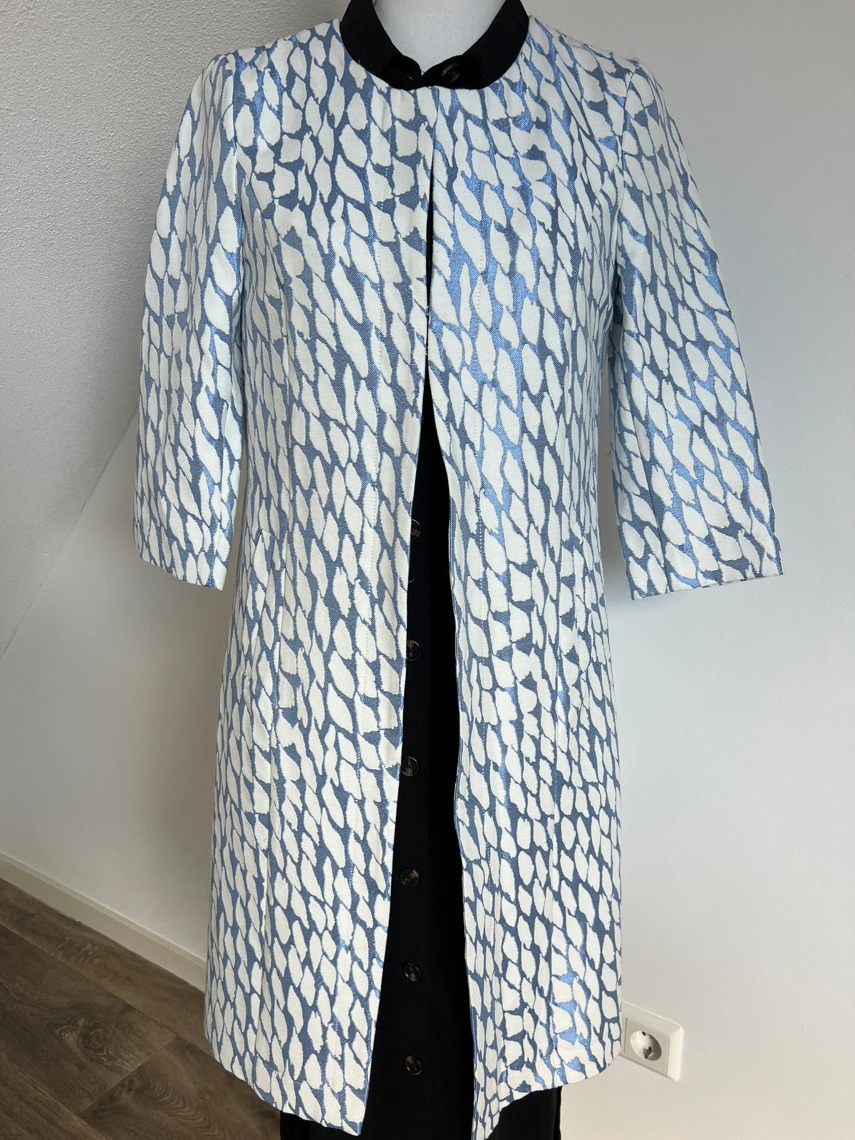 Nieuw blazer/mantel maat 38 merk no one else, Ophalen of Verzenden, Zo goed als nieuw, Maat 38/40 (M), Blauw
