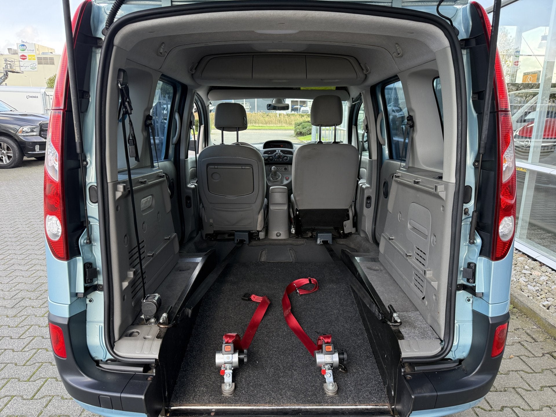 Renault Kangoo Family 3+1 Rolstoelauto 1.6-16V Expression (N, Stof, Gebruikt, Beige, Blauw