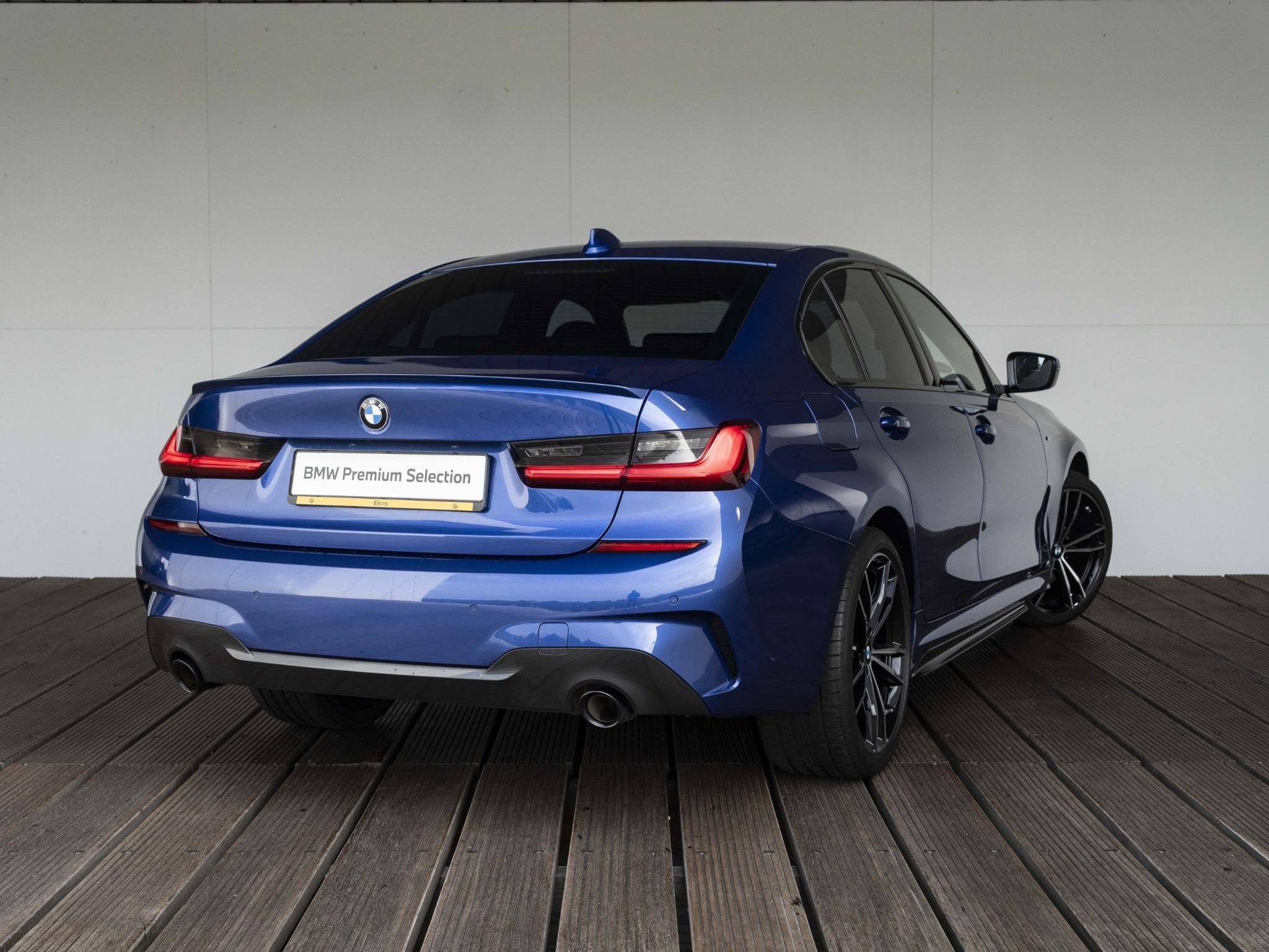 BMW 3 Serie Sedan 330e SoH 89% | High Executive | M Sport |, Auto's, 1998 cc, Gebruikt, Met garantie (alle), Blauw