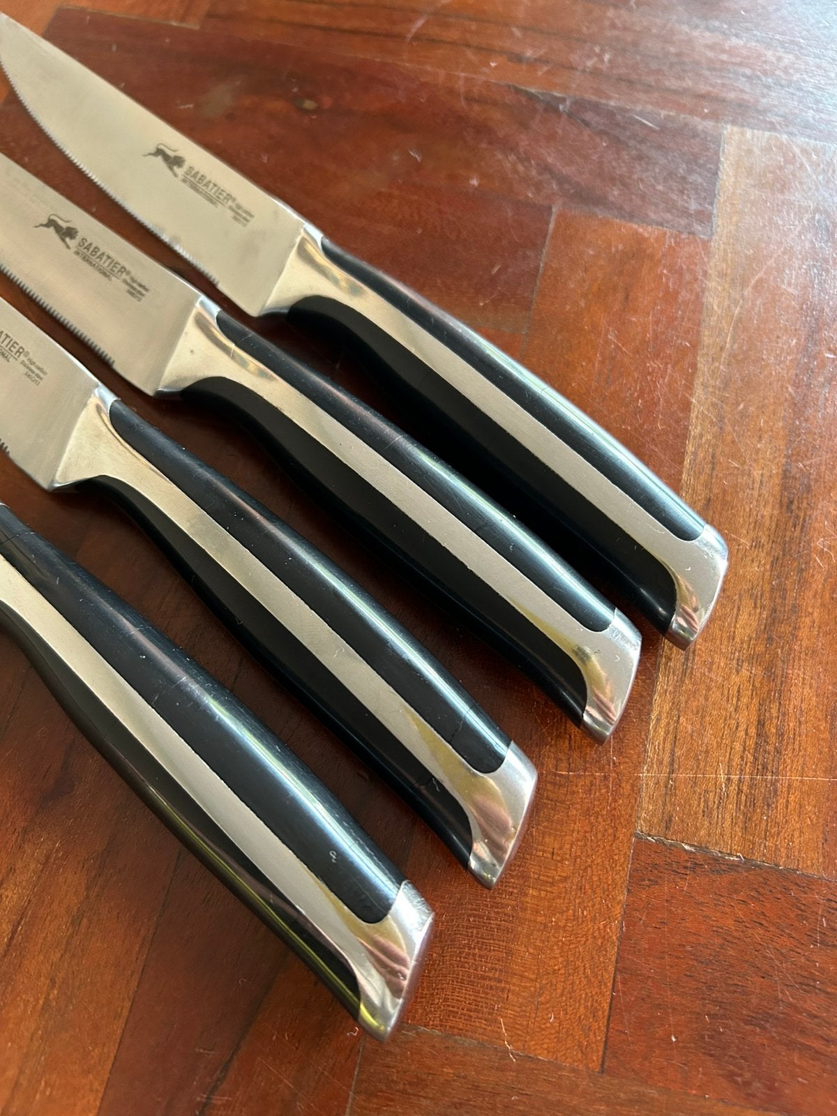 4 Sabatier steakmessen, Gebruikt, Ophalen of Verzenden, Rvs of Chroom, Messenset