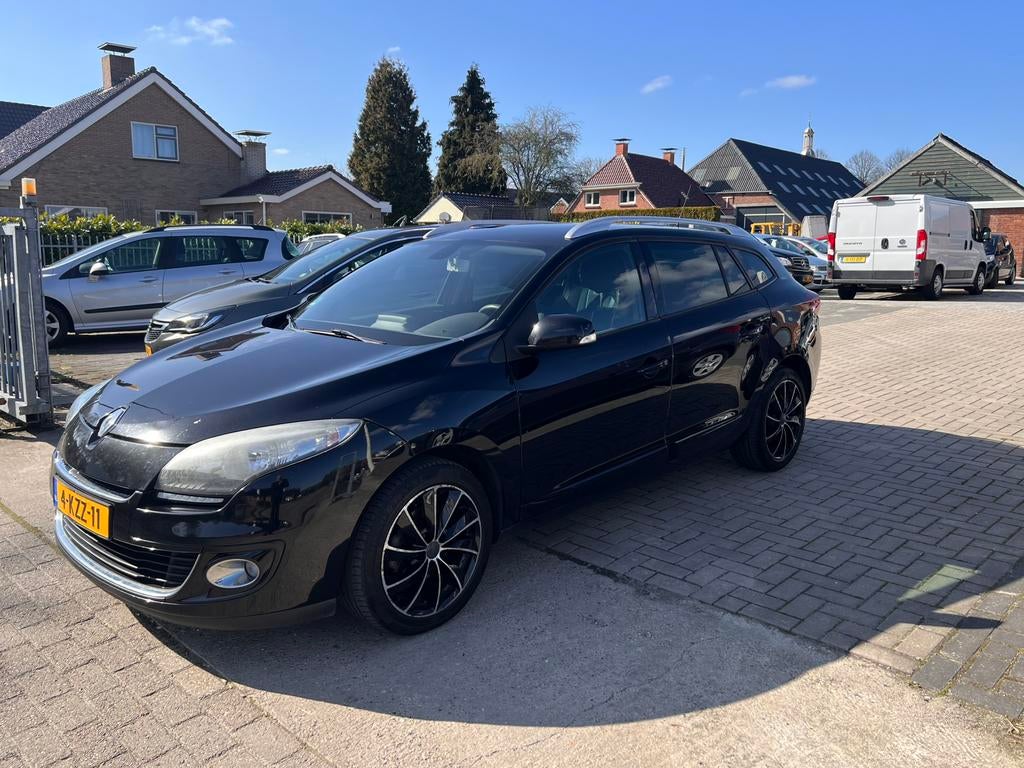 Renault Mégane 1.5 DCI 81KW Estate 2012 Zwart, Auto's, Voorwielaandrijving, 4 cilinders, 1283 kg, Zwart