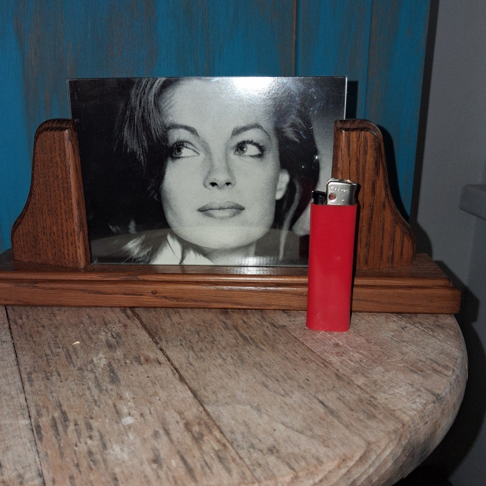 Vintage houten kaartenhouder met Romy Schneider kaart, Ophalen of Verzenden, 1960 tot 1980, Ongelopen