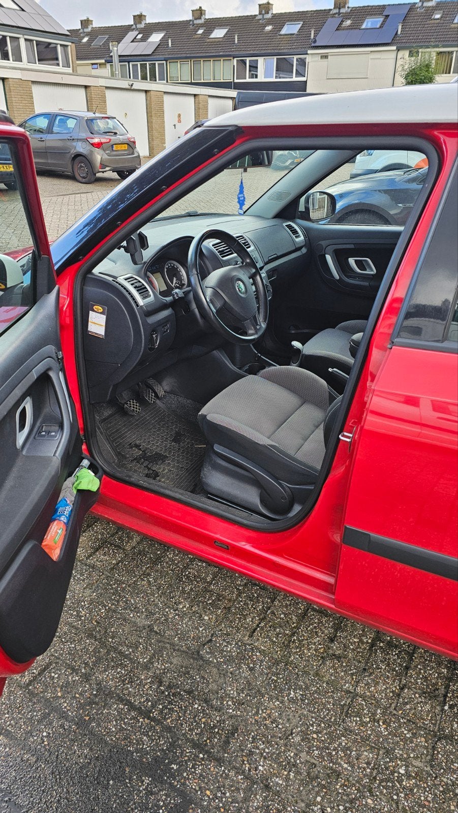 Skoda Fabia 1.4 16V 63KW 2008 Rood, Auto's, Voorwielaandrijving, 15 km/l, 40 €/maand, 4 cilinders