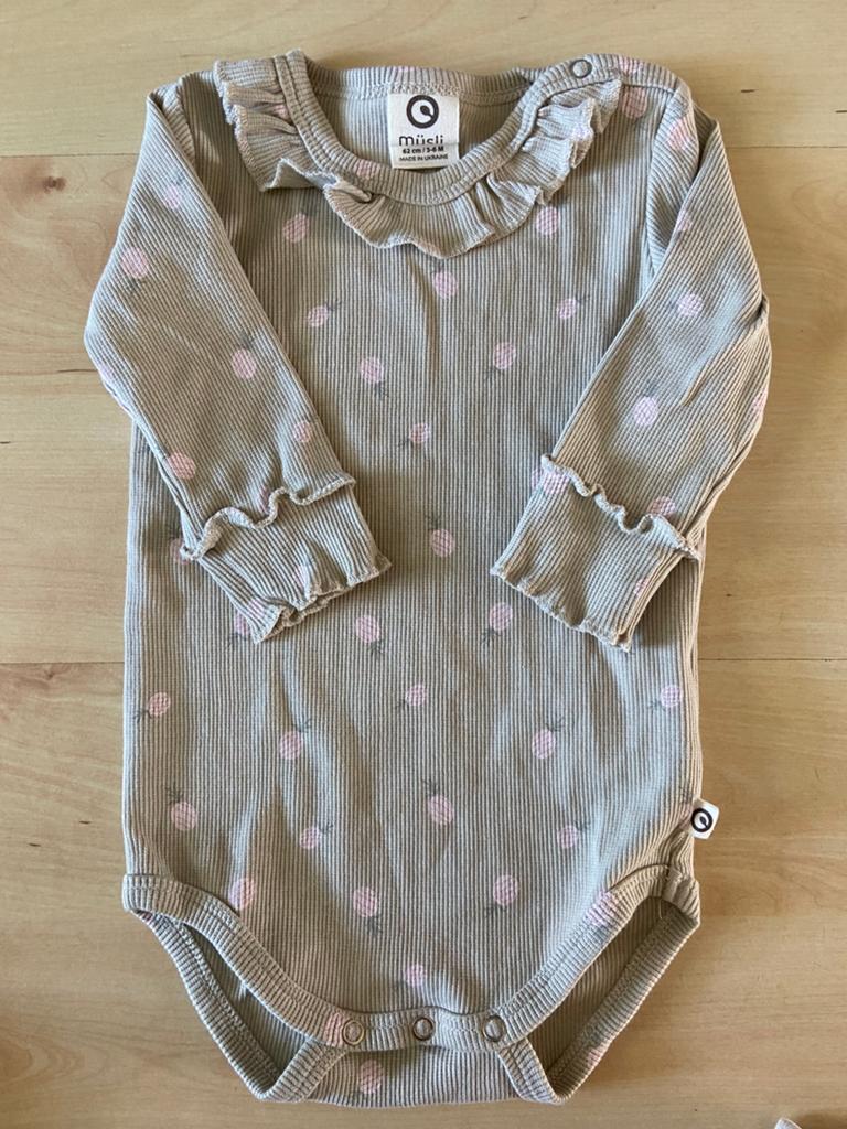 Schattig rompertje Müsli, Kinderen en Baby's, Babykleding | Maat 62, Ophalen of Verzenden, Nieuw, Meisje, Nacht- of Onderkleding