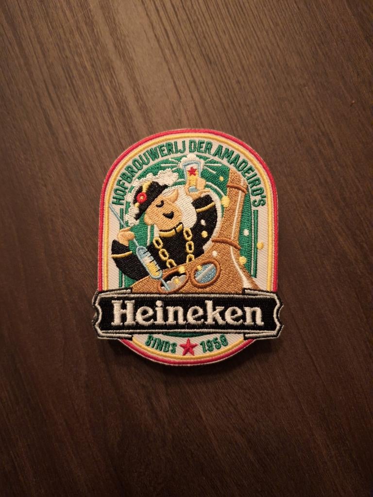 Carnavals embleem Heineken, Ophalen of Verzenden, Zo goed als nieuw, Overige applicaties
