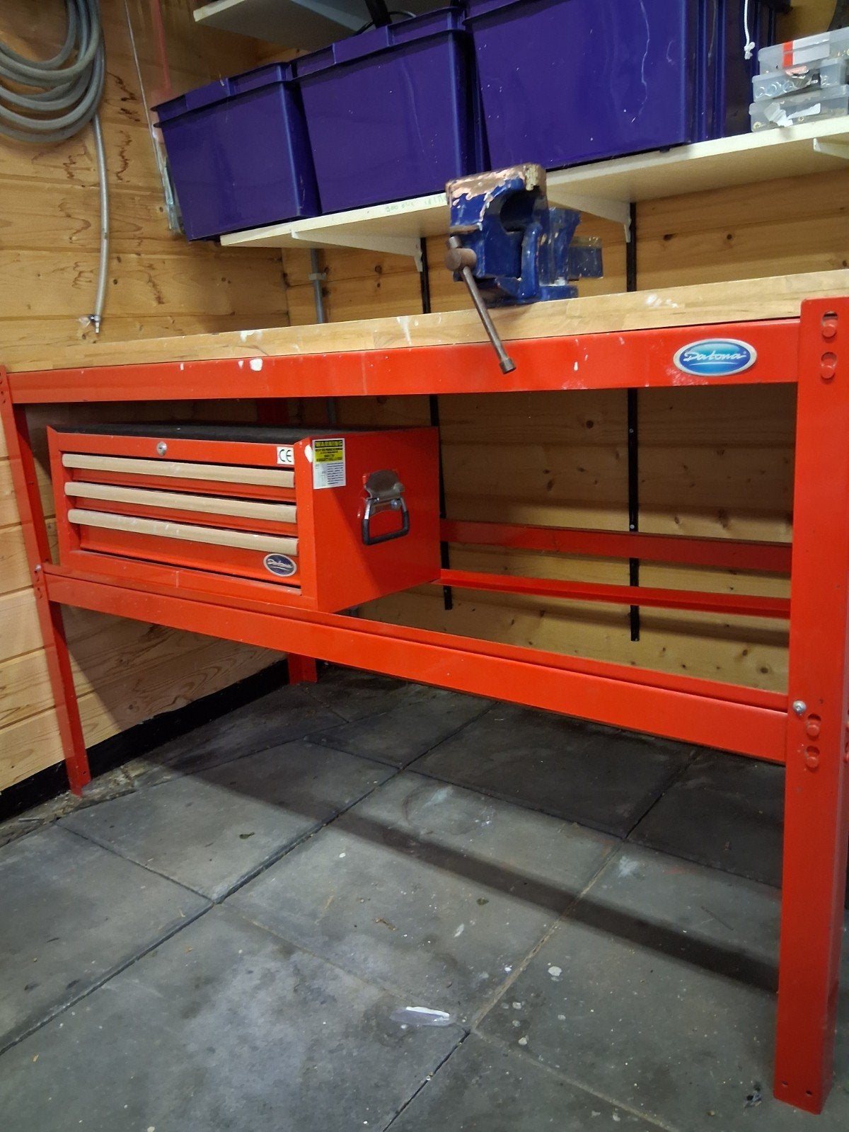 Werkbank met lades en bankschroef, Ophalen, Gebruikt, 120 tot 170 cm, Bankschroef