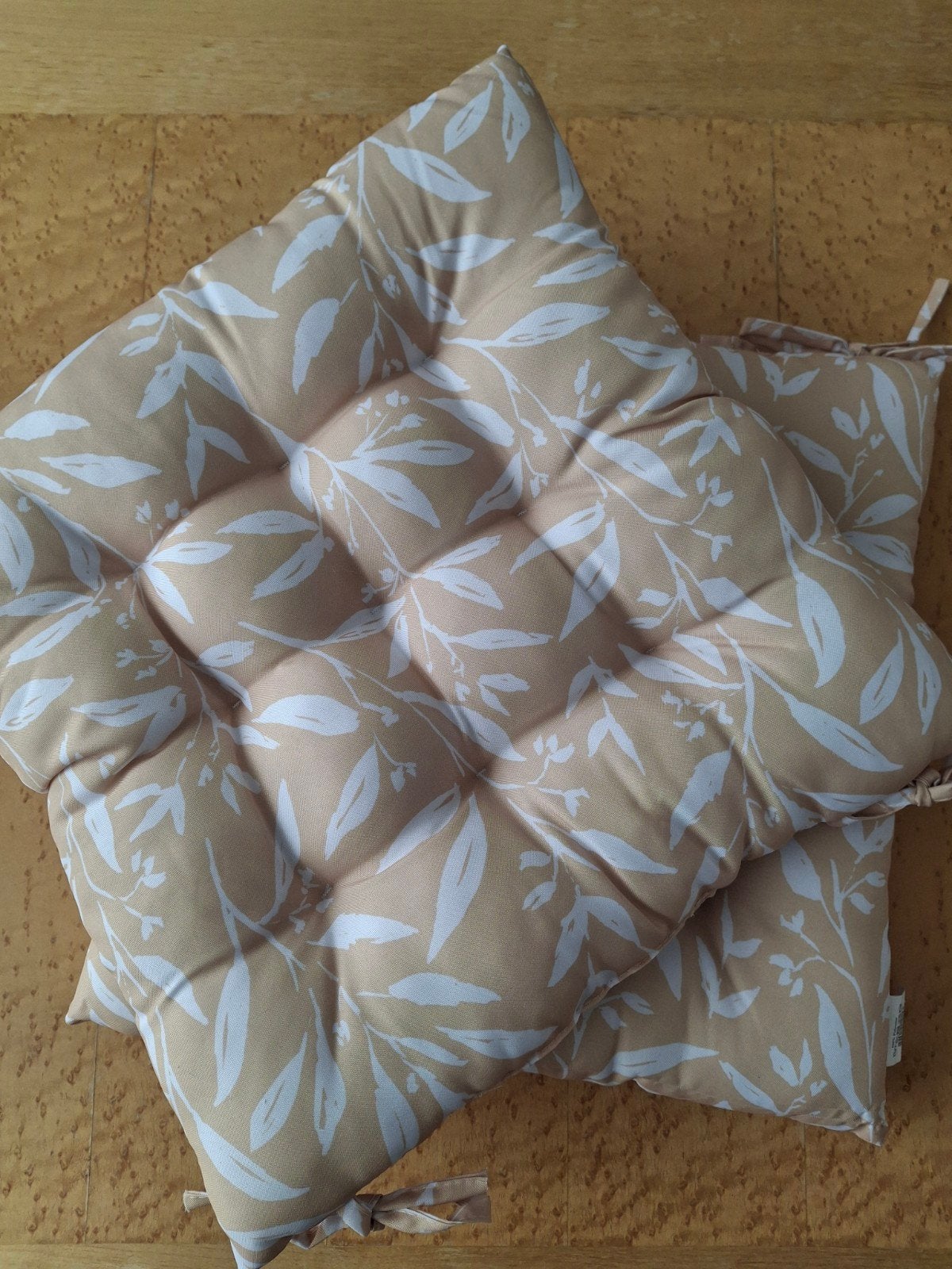 Set van 2 nieuwe kussens 40x40cm - Zandkleurig met bladprint, Overige merken, Beige, Met print, Vierkant