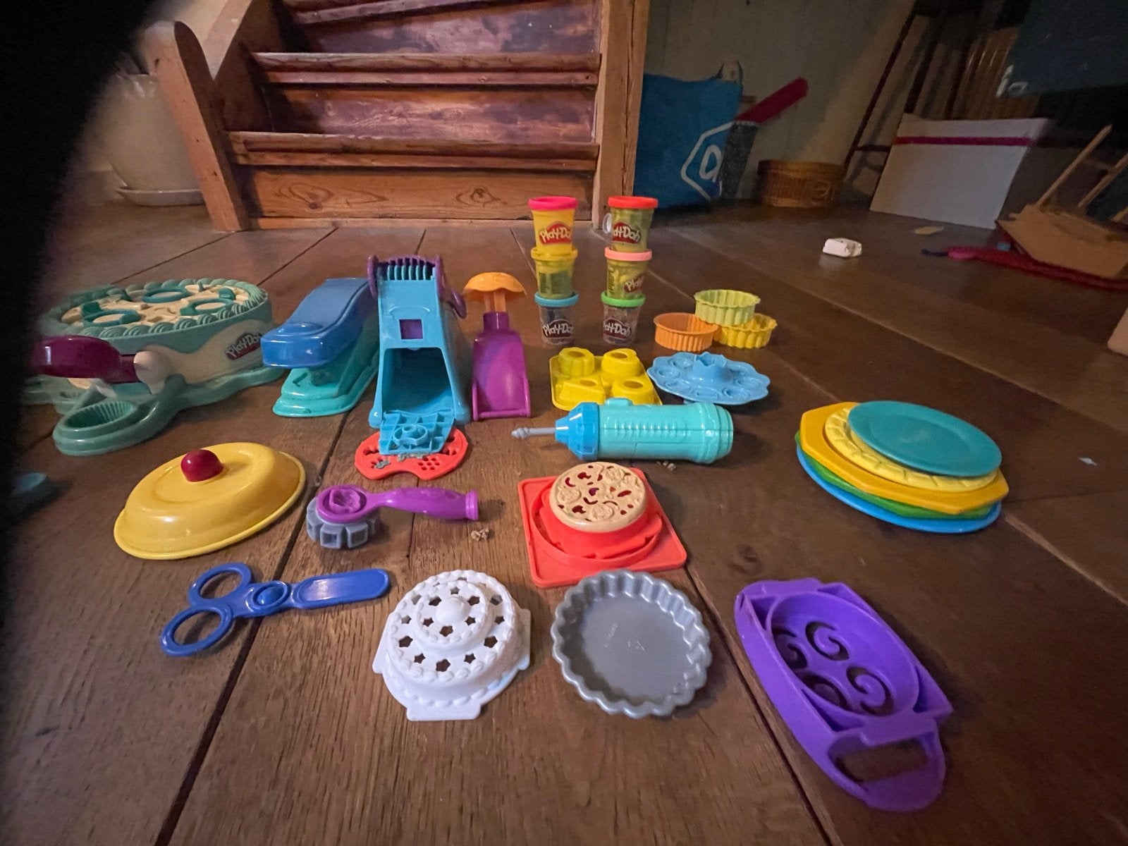 Grote Play-Doh set met oven, tandarts en veel accessoires, Ophalen of Verzenden, Gebruikt, Knutselen