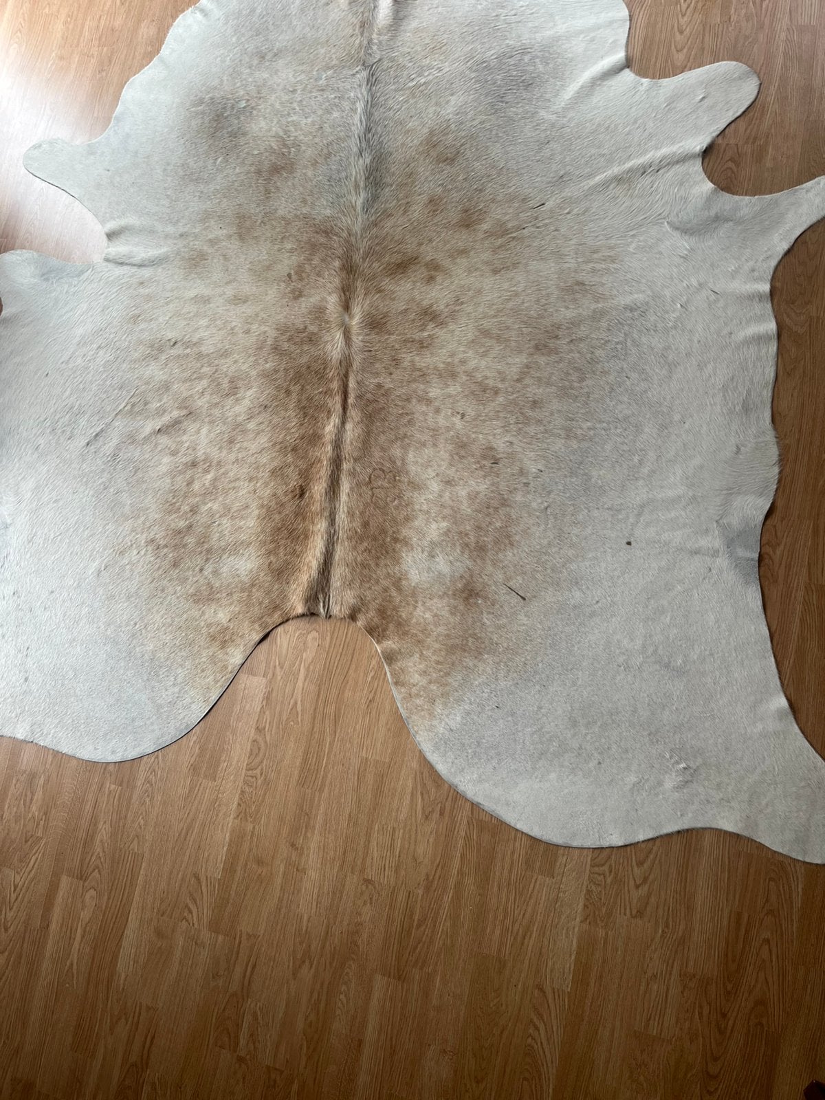 Grote koeienhuid 2.10 x 2.50 mtr - Wit/Bruin, Huis en Inrichting, Ophalen, Gebruikt, Wit, 200 cm of meer