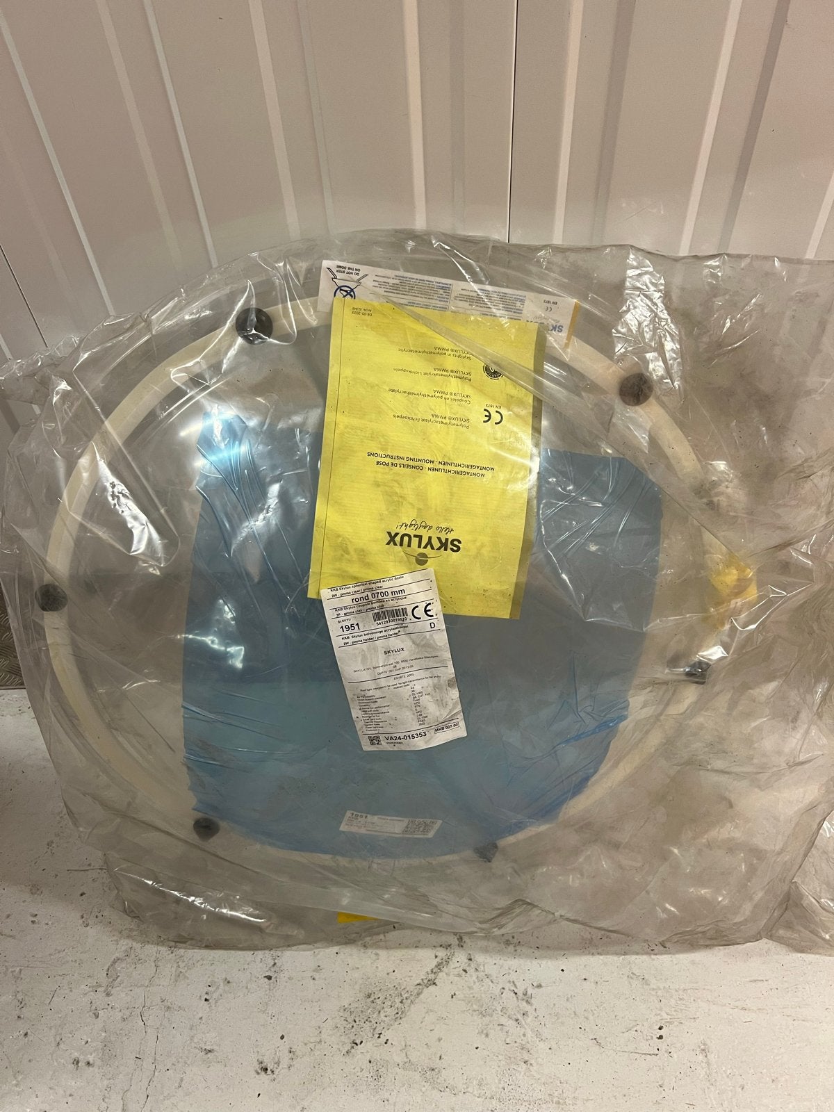 Nieuw Skylux koepel dakraam 700mm helder acrylaat, Doe-het-zelf en Verbouw, Glas en Ramen, Nieuw, Dakraam, Minder dan 80 cm, Ophalen