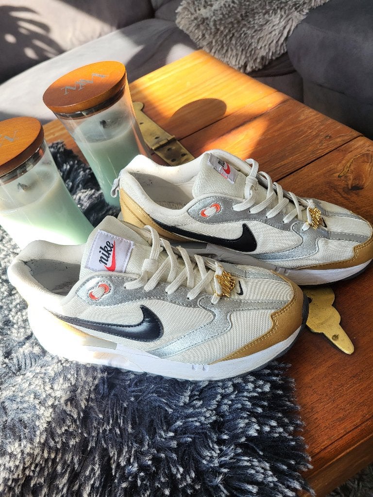 Nike schoen maat 40 zgan vaste prijs/ophalen€ 30,00, Ophalen, Overige kleuren, Sportschoenen, Nike