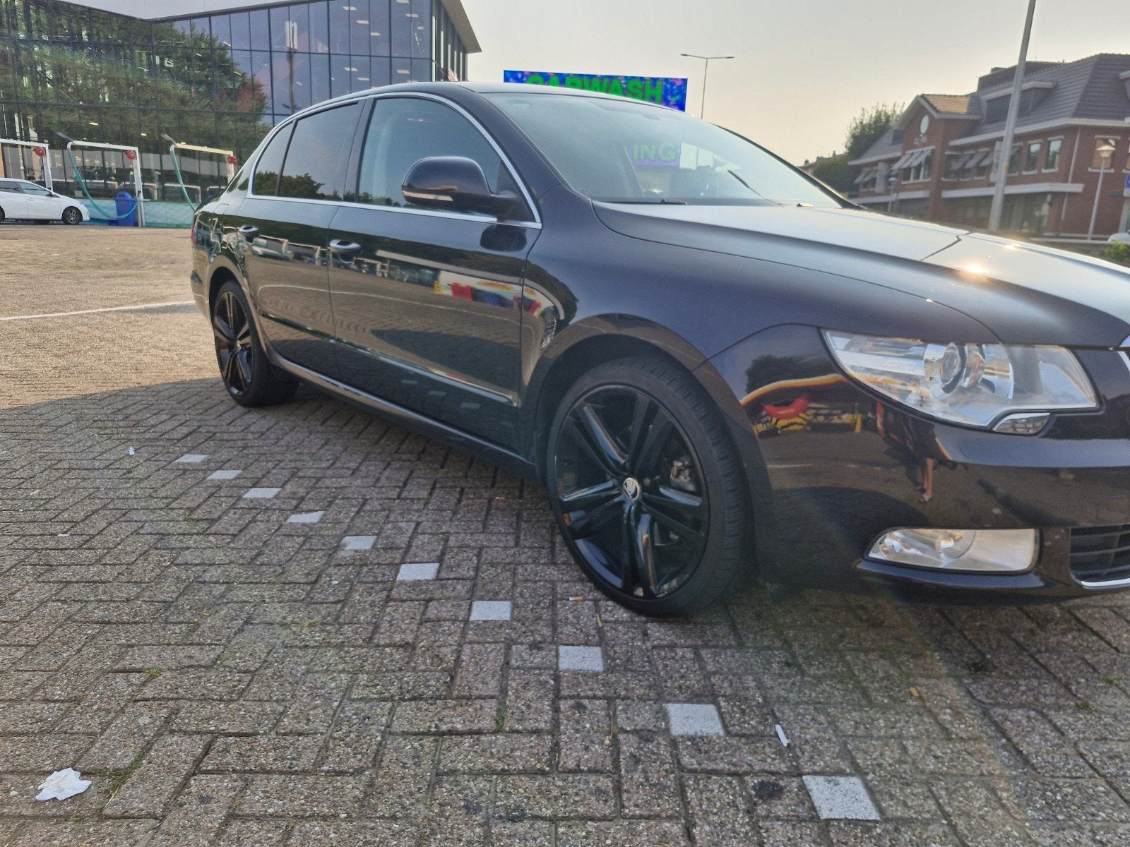 Skoda Superb 1.4 TSI 92KW 2012 Zwart, Auto's, Voorwielaandrijving, 125 pk, 4 cilinders, Origineel Nederlands