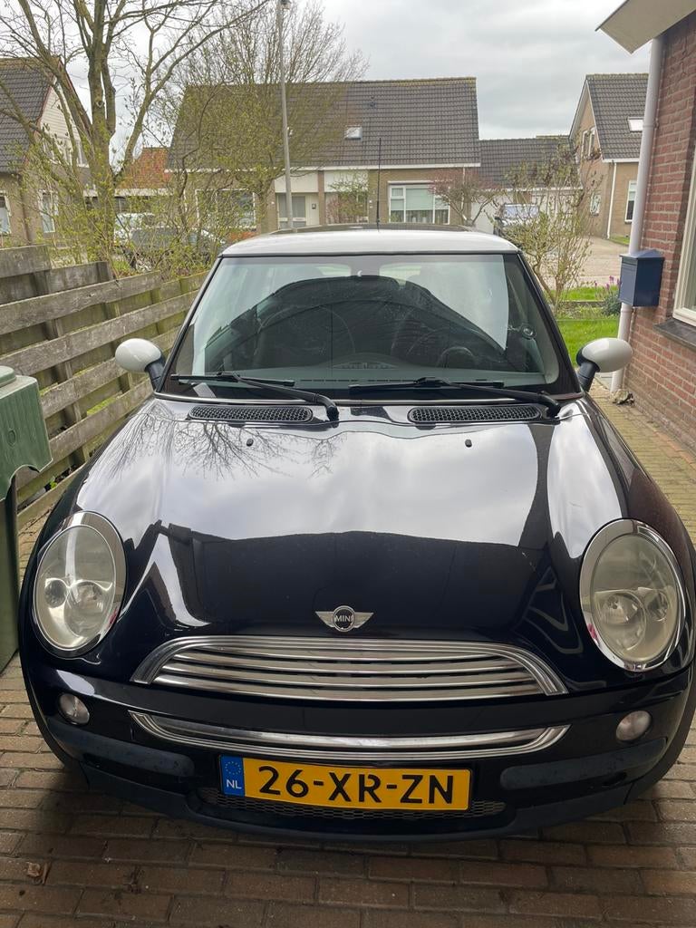 Mini 1.6 16V Cooper 2003 Zwart, Auto's, Mini, Voorwielaandrijving, Zwart, 4 cilinders, 4 stoelen