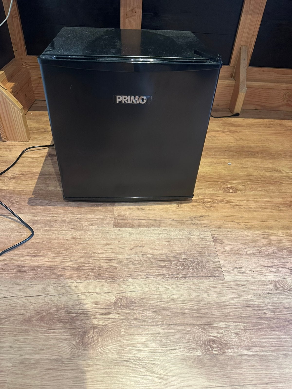Primo minikoelkast, Witgoed en Apparatuur, Koelkasten en IJskasten, Minder dan 85 cm, Ophalen of Verzenden, Met vriesvak, Minder dan 75 liter