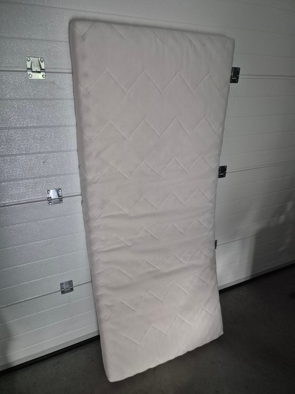 IKEA Underlig matras 160x70cm, Ophalen, 190 cm of minder, Zo goed als nieuw, Matras