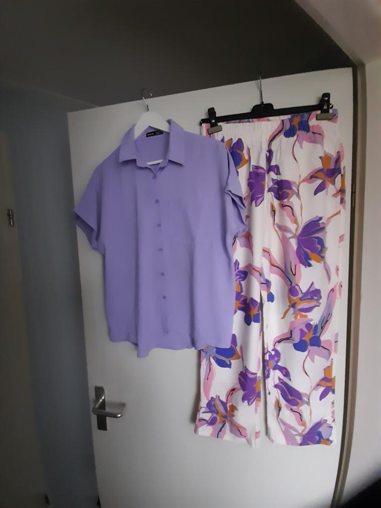Dames broek+blouse mt M lila, Ophalen of Verzenden, Zo goed als nieuw, Maat 38/40 (M), Paars