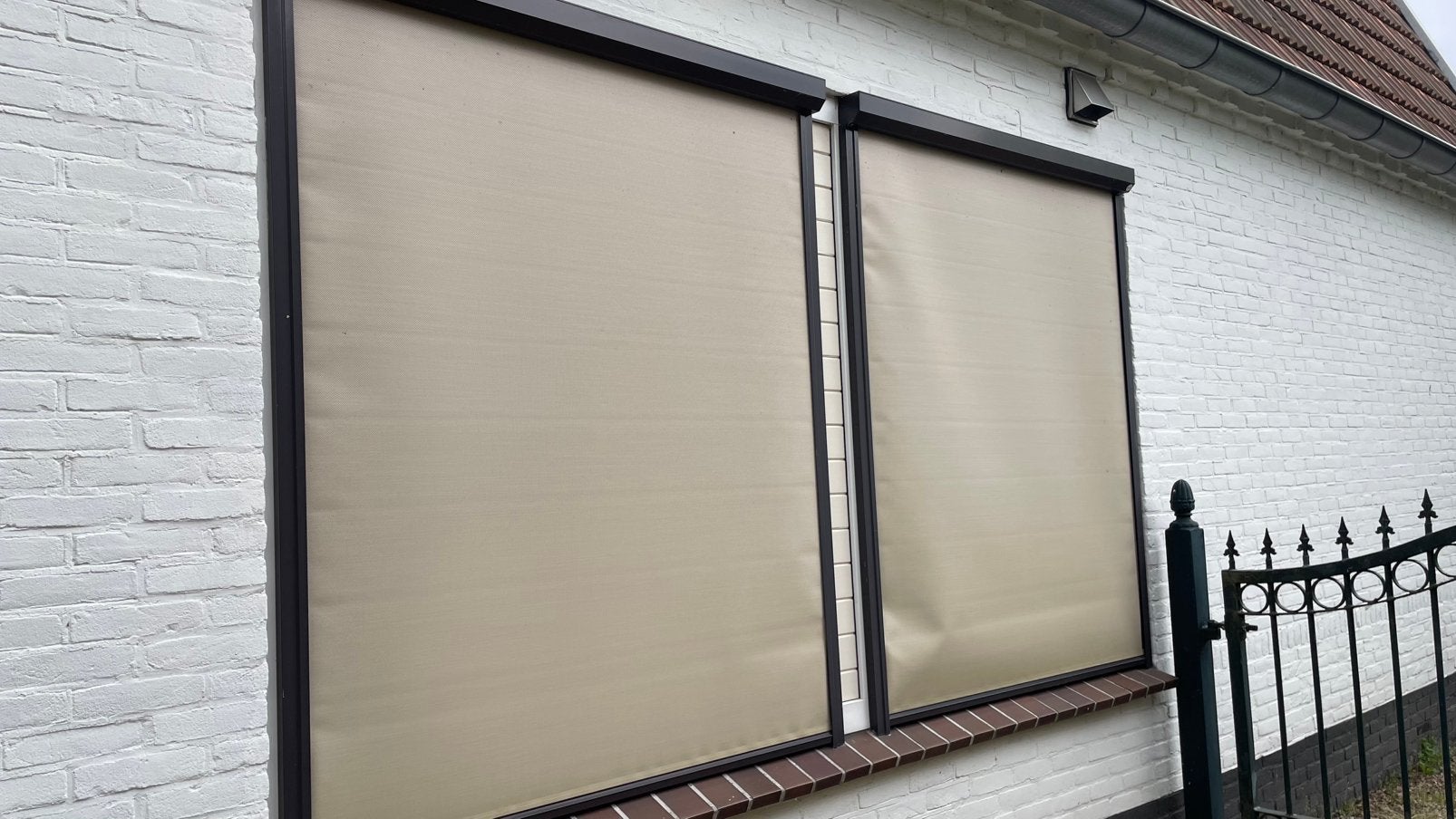 2 stuks screens beige bruin, Ophalen, Gebruikt, Minder dan 250 cm, 150 tot 300 cm