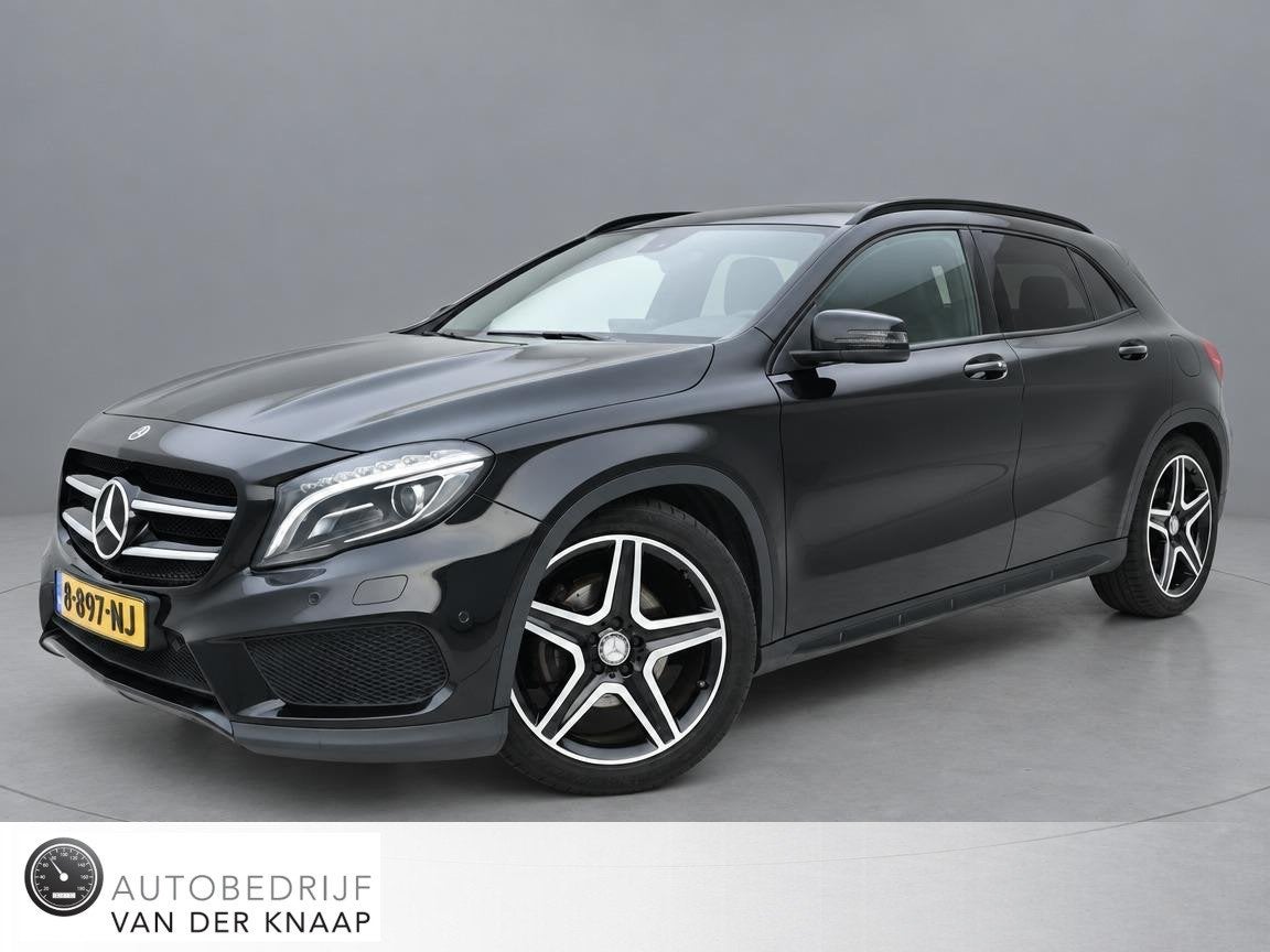 Mercedes-Benz GLA-klasse 180 AMG Night Edition Plus | Cruise, Auto's, Bi-Xenon koplampen, Gebruikt, 4 cilinders, 715 kg